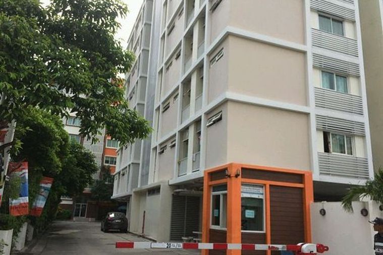 Sathorn Residence Condominium
