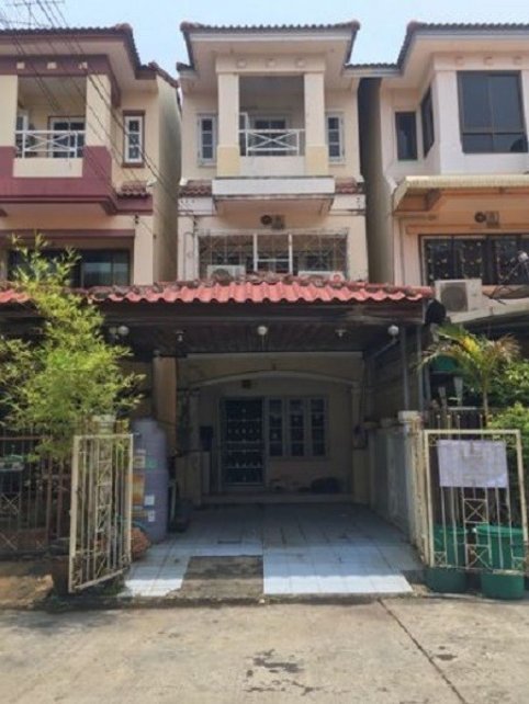 Nisachon Village