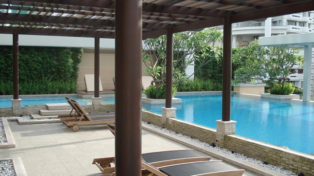 บ้านสิริ ทเวนตี้โฟร์ [Baan Siri Twenty Four]