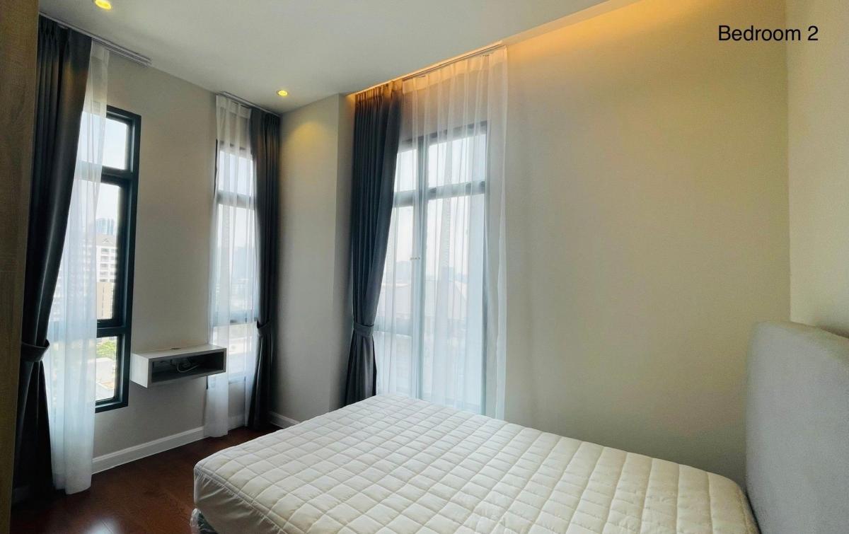 เมย์แฟร์ เพลส สุขุมวิท 50 [Mayfair Place Sukhumvit 50]