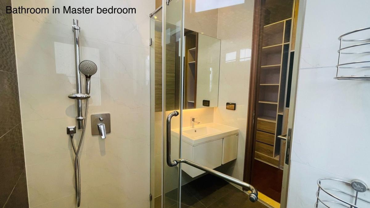 เมย์แฟร์ เพลส สุขุมวิท 50 [Mayfair Place Sukhumvit 50]