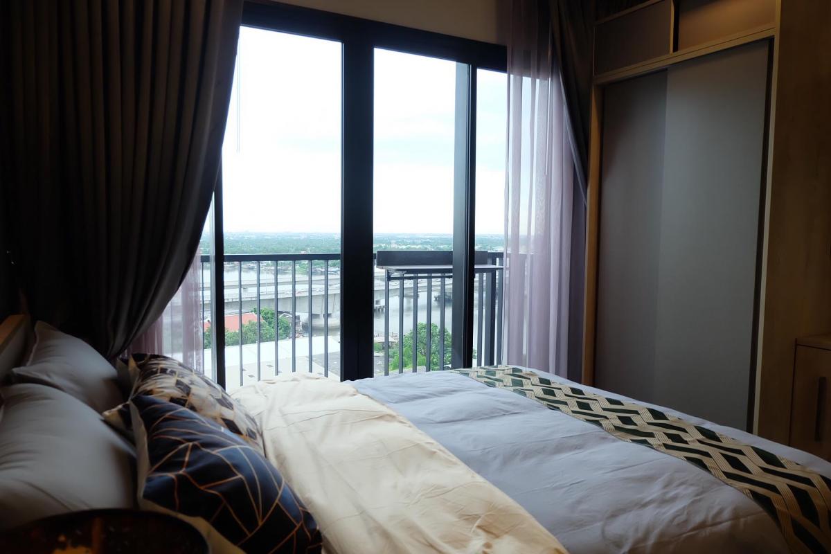 เดอะ โพลิแทน รีฟ [The Politan Rive]