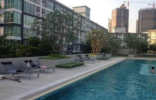 คริสการ์เดน พระราม 9 [Kris Garden Rama 9]