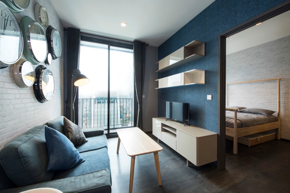 เอดจ์ สุขุมวิท 23 [Edge Sukhumvit 23]