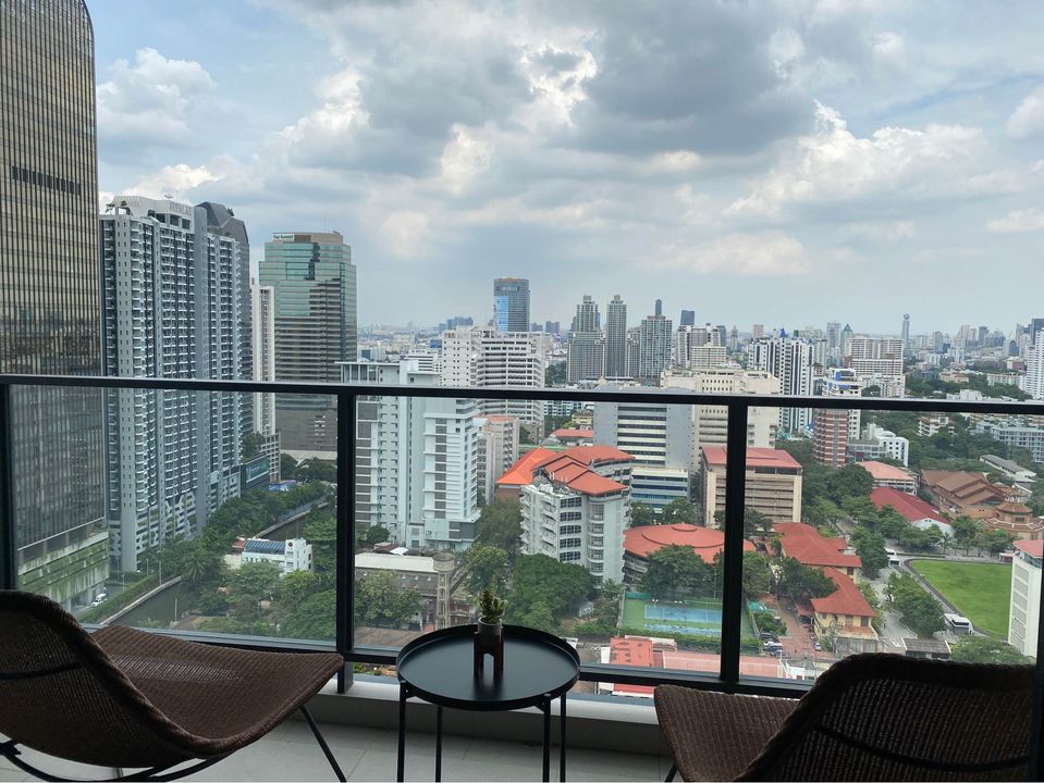 เดอะ ลอฟท์ อโศก [The Lofts Asoke]