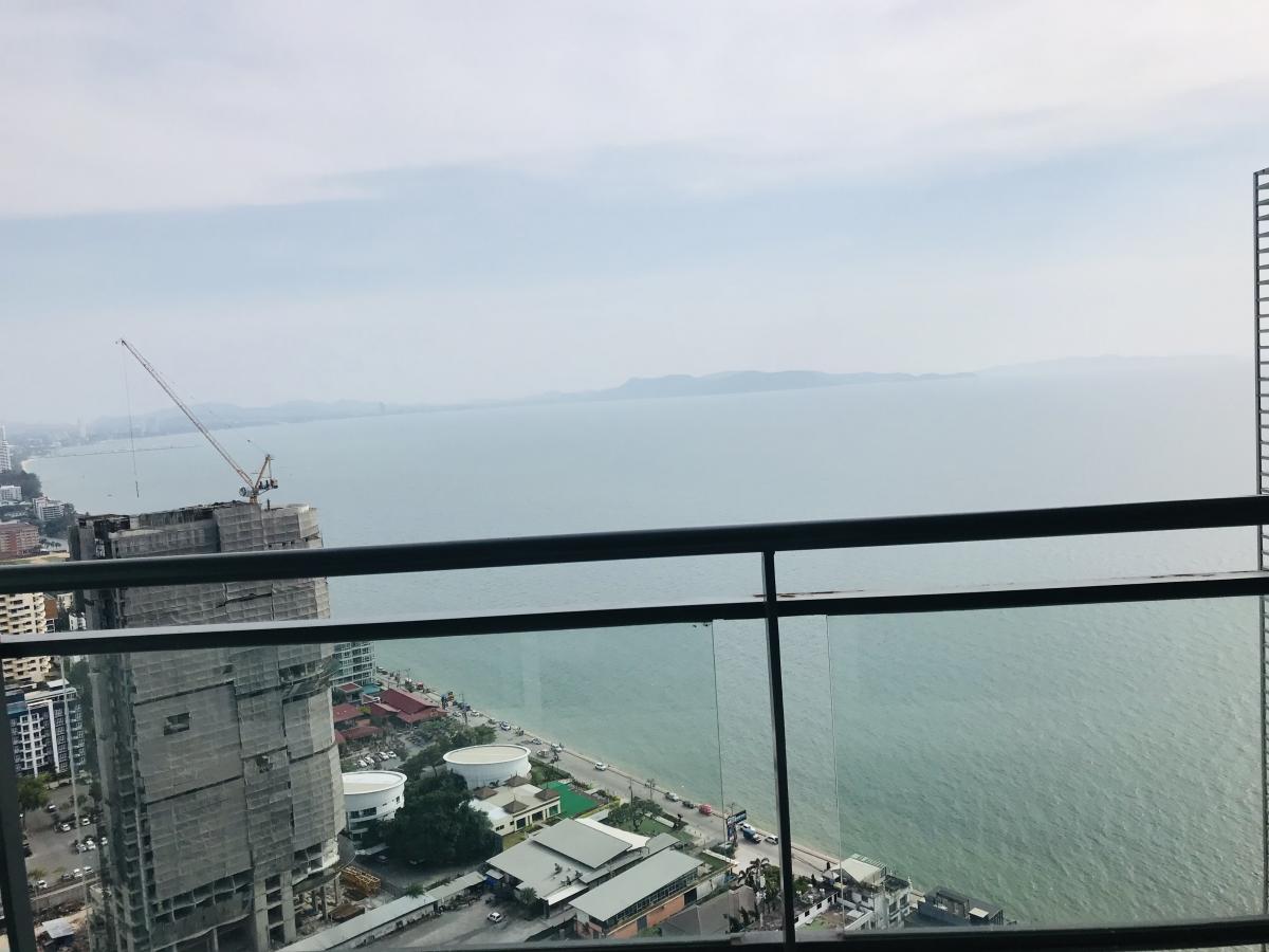 รีเฟล็คชั่น จอมเทียนบีช พัทยา [Reflection Jomtien Beach Pattaya]