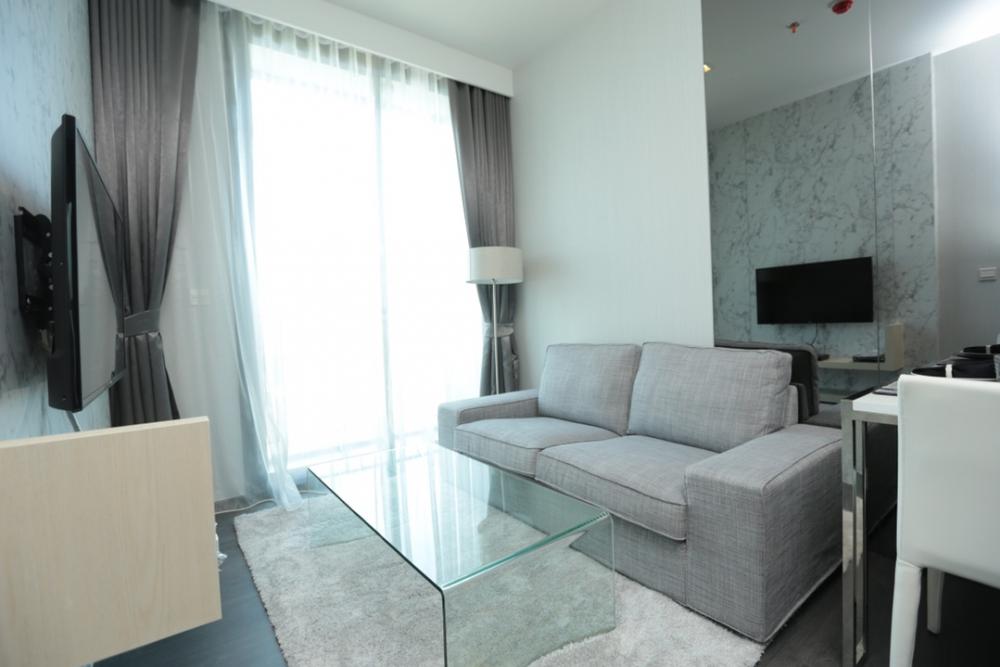 เอดจ์ สุขุมวิท 23 [Edge Sukhumvit 23]