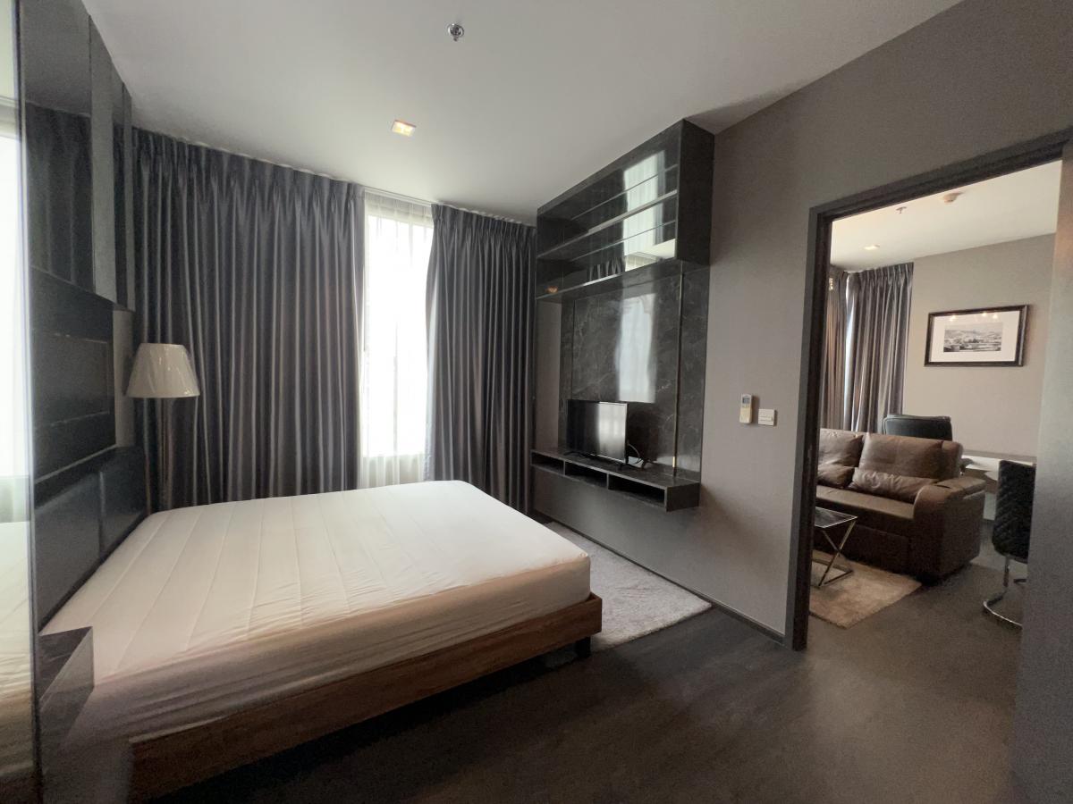 เอดจ์ สุขุมวิท 23 [Edge Sukhumvit 23]
