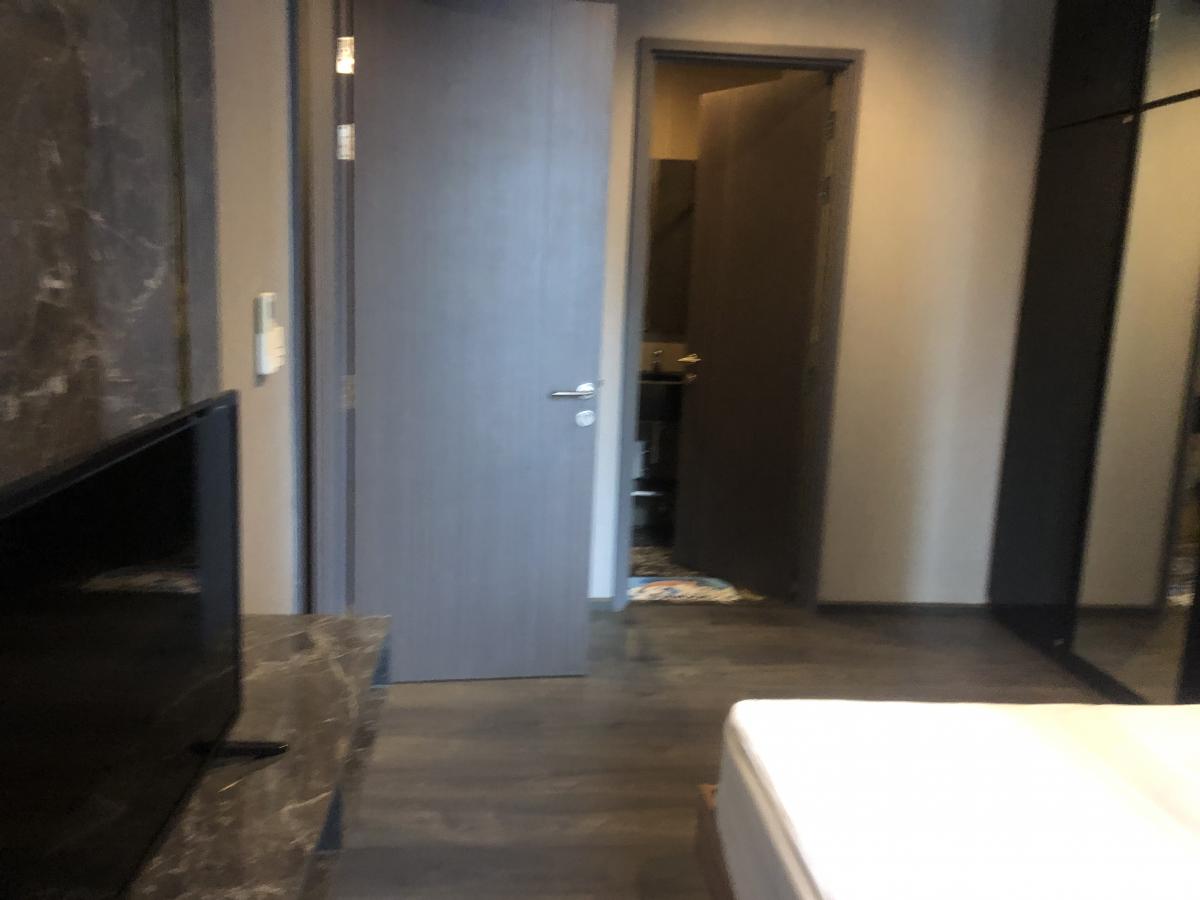 เอดจ์ สุขุมวิท 23 [Edge Sukhumvit 23]