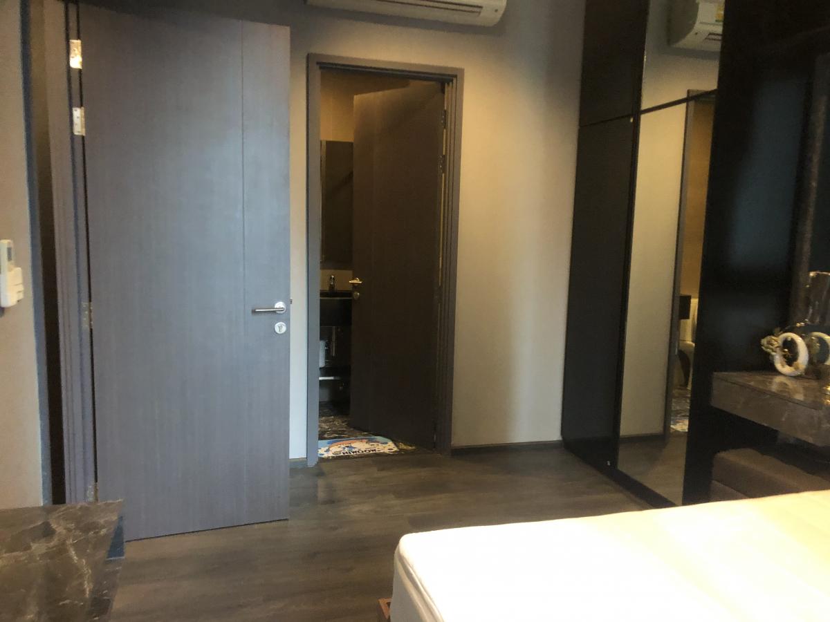 เอดจ์ สุขุมวิท 23 [Edge Sukhumvit 23]