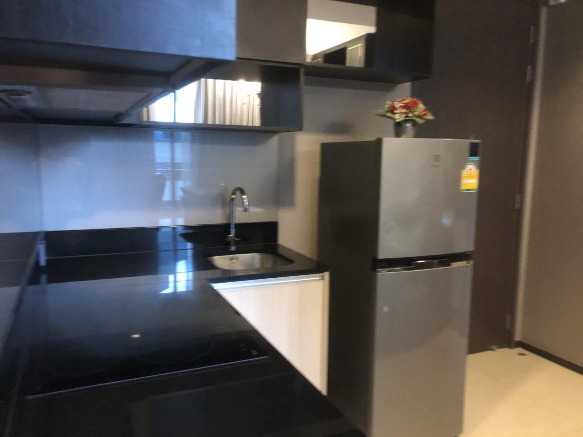 เอดจ์ สุขุมวิท 23 [Edge Sukhumvit 23]