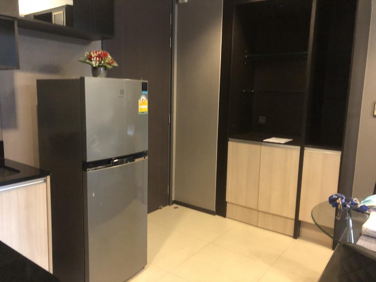 เอดจ์ สุขุมวิท 23 [Edge Sukhumvit 23]
