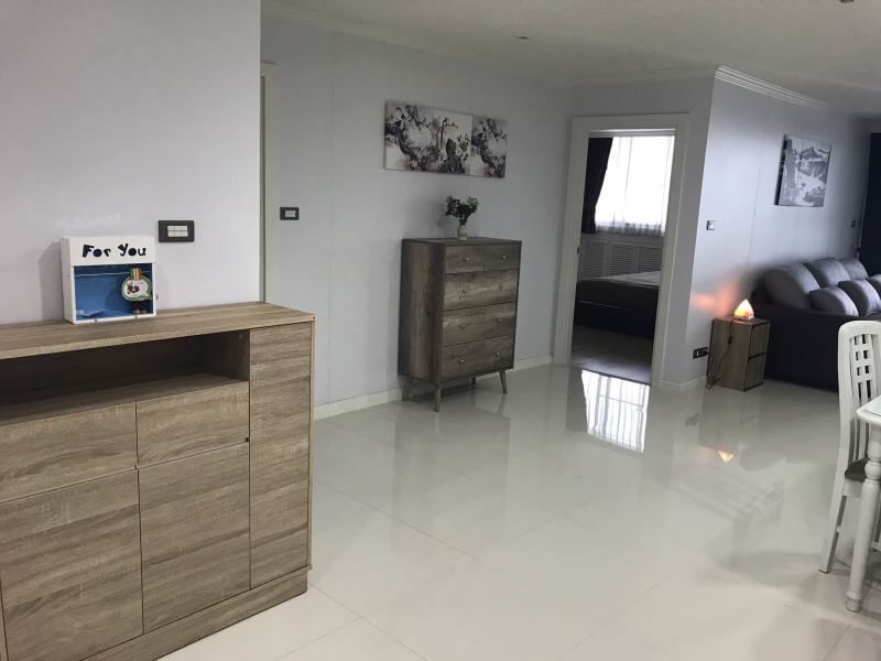 ศุภาลัย เพลส สุขุมวิท 39 [Supalai Place Sukhumvit 39]