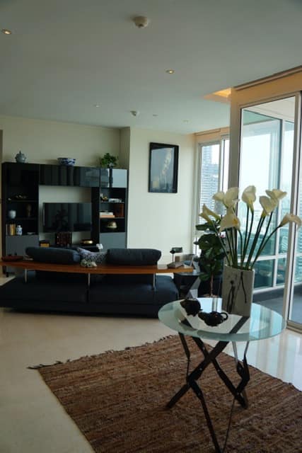 ดิ อินฟินิตี้ [The Infinity Condominium]