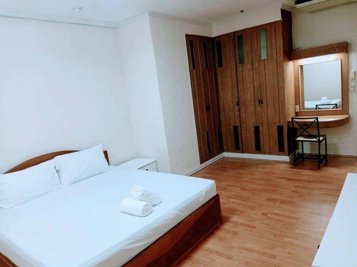 เดอะ วอเตอร์ฟอร์ด พาร์ค สุขุมวิท 53 [The Waterford Park Sukhumvit 53]