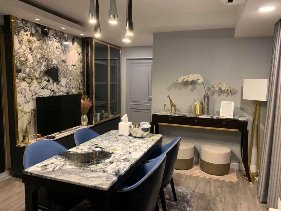 เดอะ วอเตอร์ฟอร์ด สุขุมวิท 50 [The Waterford Sukhumvit 50]