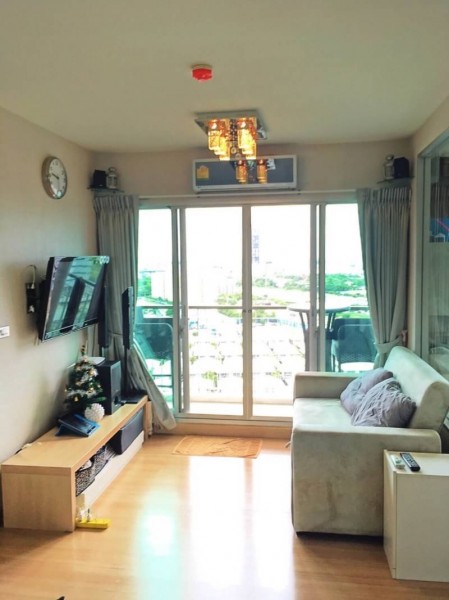 เดอะ พาร์คแลนด์ ศรีนครินทร์ เลคไซด์ [The Parkland Srinakarin Lakeside]