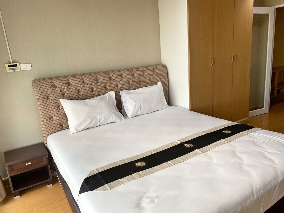 เดอะ วอเตอร์ฟอร์ด ไดมอน ทาวเวอร์ [The Waterford Diamond Tower]