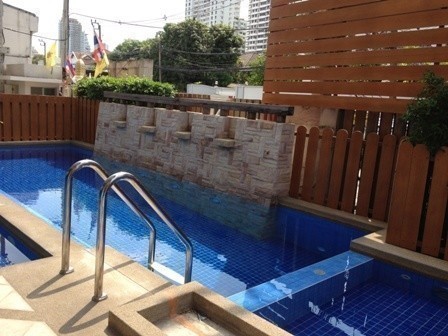 เดอะ นิช สุขุมวิท 49 [The Niche Sukhumvit 49]