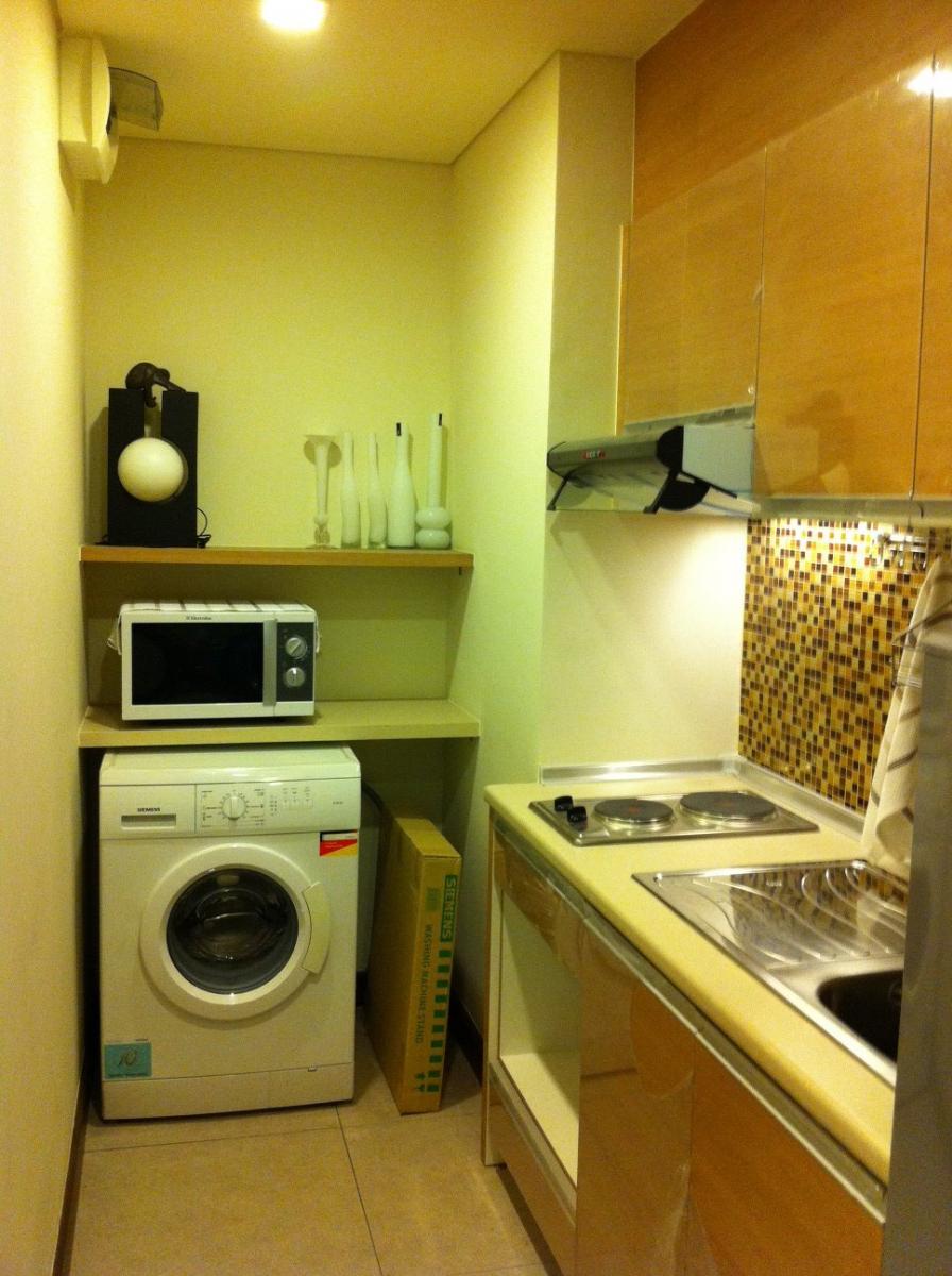 เลอ ลักซ์ คอนโดมิเนียม [LE LUK CONDOMINIUM]