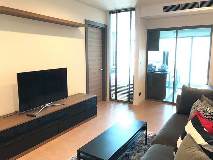เดอะรูม เจริญกรุง 30 [The Room Charoenkrung 30]