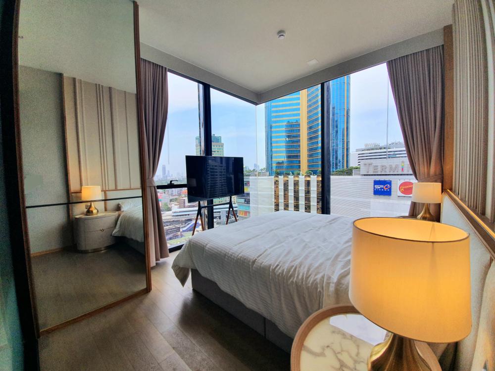เซอเลส อโศก [Celes Asoke]