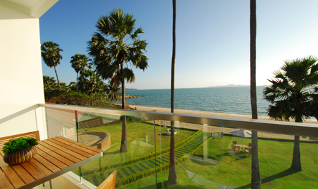 เดอะ ปาล์ม วงศ์อมาตย์ บีช พัทยา [The Plam Wongamat Beach Pattaya]