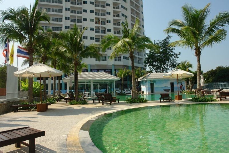 เอดี ไฮแอท คอนโดมิเนียม [AD Hyatt Condominium]