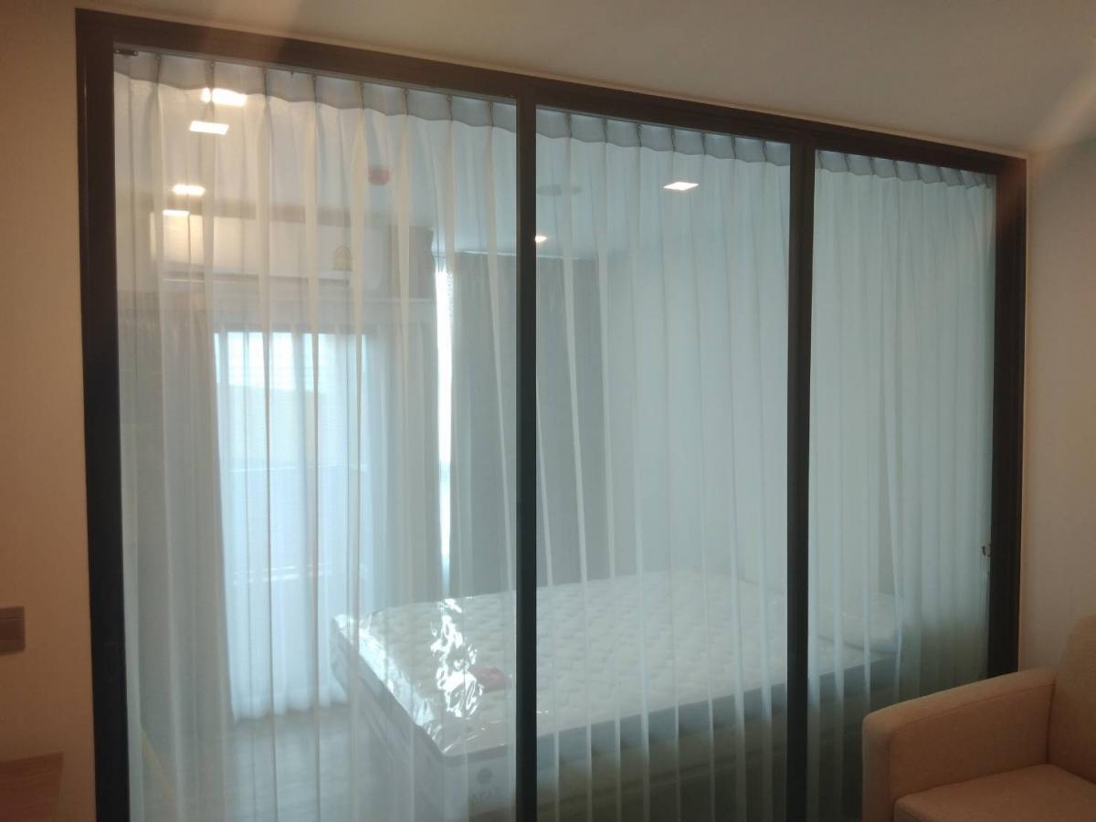 Brown Condo phaholyothin 67