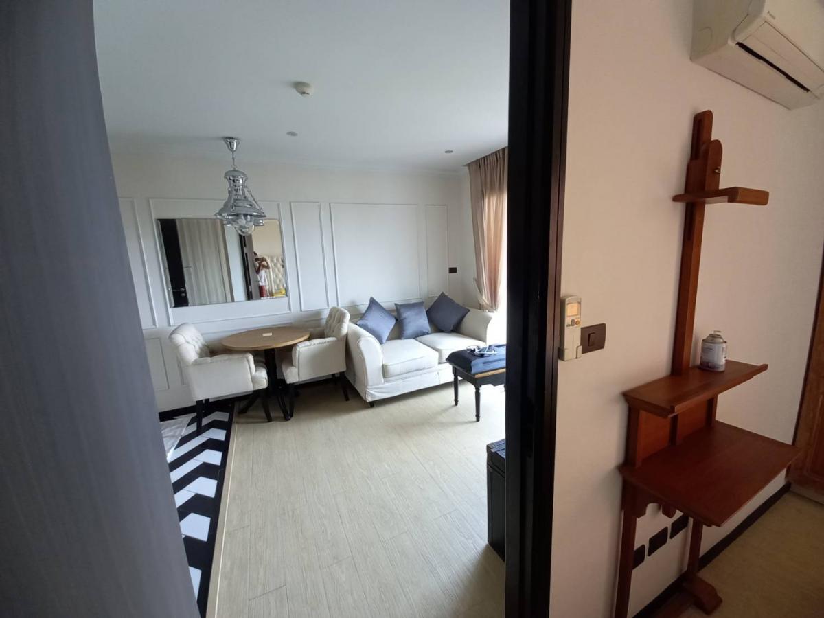 เดอะ เวเนเชี่ยน ซิกเนเจอร์ คอนโด รีสอร์ท พัทยา [Venetian Signature Condo Resort Pattaya]