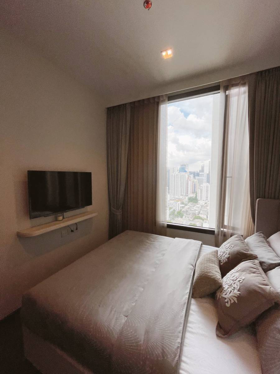 เอดจ์ สุขุมวิท 23 [Edge Sukhumvit 23]