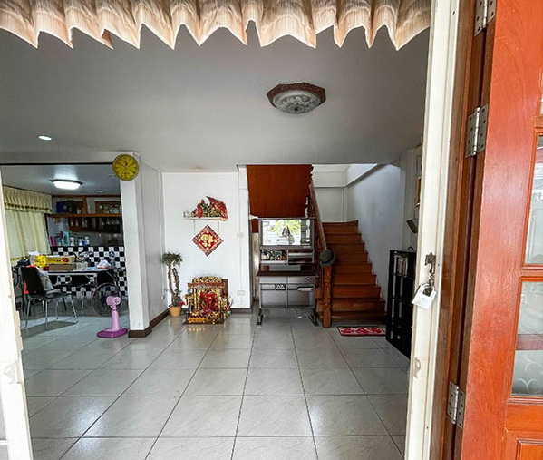 เสนานิเวศน์ 1 [Sena Niwet 1]