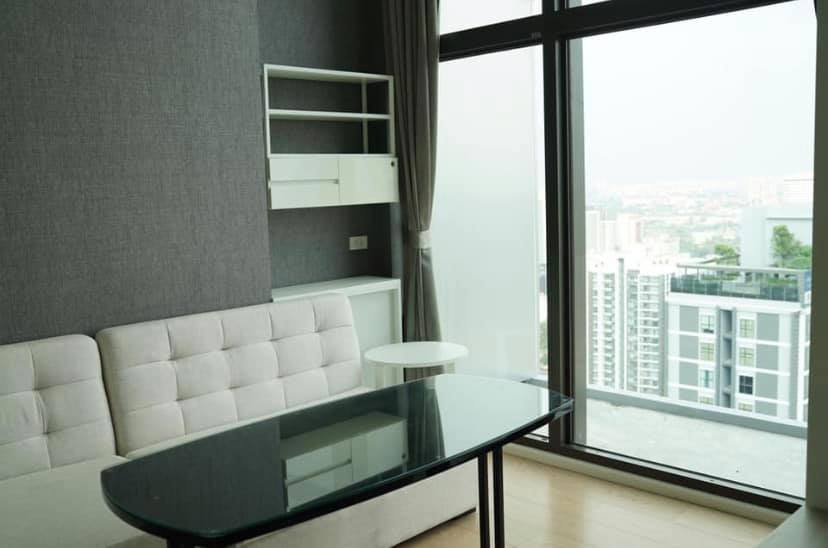 ชีวาทัย เรสซิเดนซ์ อโศก [Chewathai Residence Asoke]