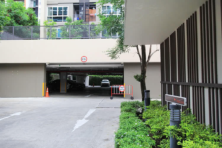 ที เค เอฟ คอนโด [TKF Condo]