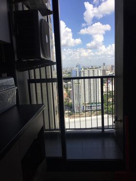 เดอะ โพลิแทน รีฟ [The Politan Rive]