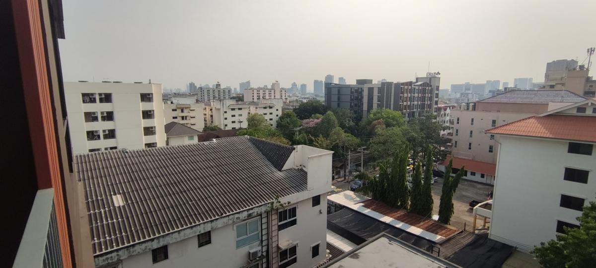 บราวน์ คอนโด รัชดา 32 [Brown Condo Ratchada 32]