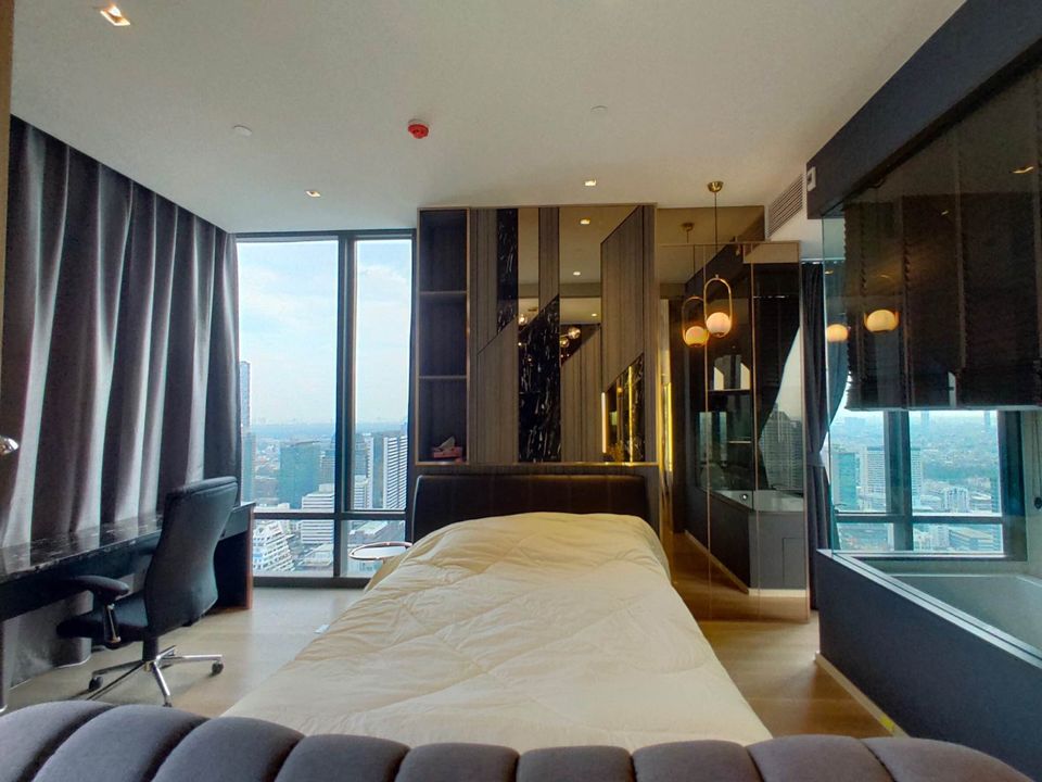 แอชตัน สีลม [Ashton Silom]