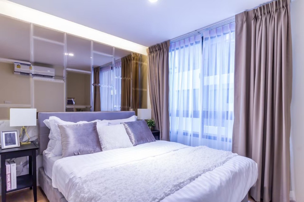โมเดิร์น คอนโด จรัญ 79 [Modern Condo Charan 79]