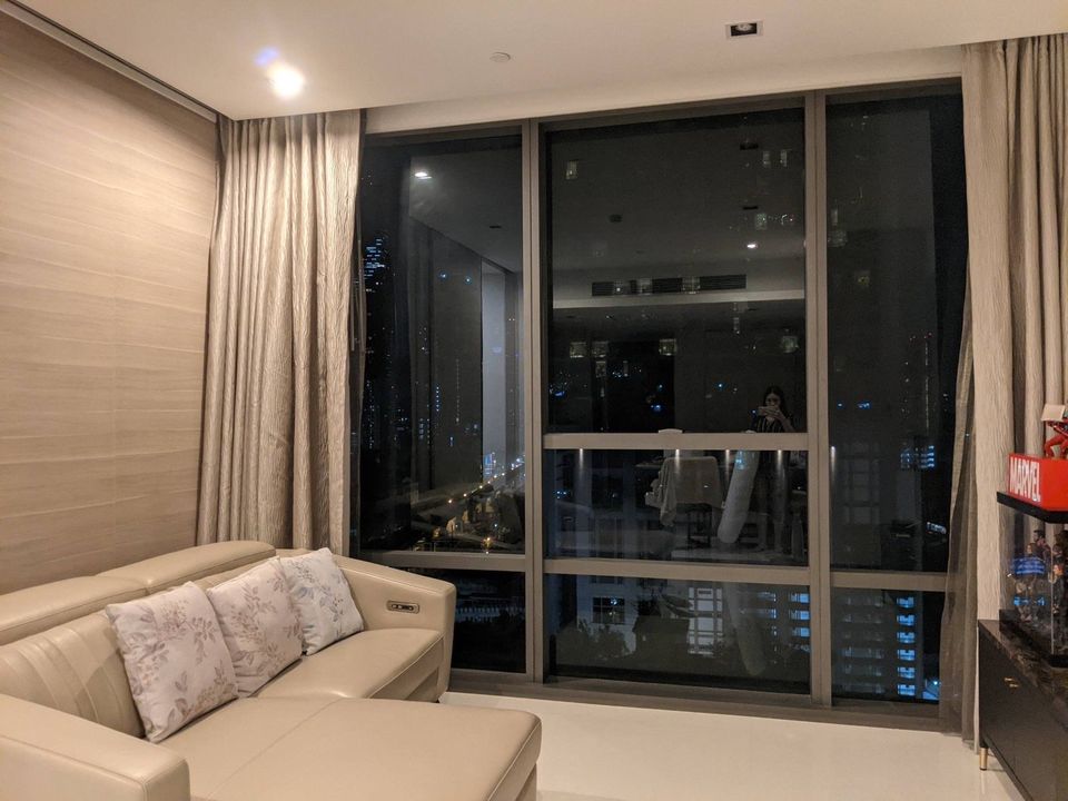 เดอะ แบงค็อค สาทร [The Bangkok Sathorn]
