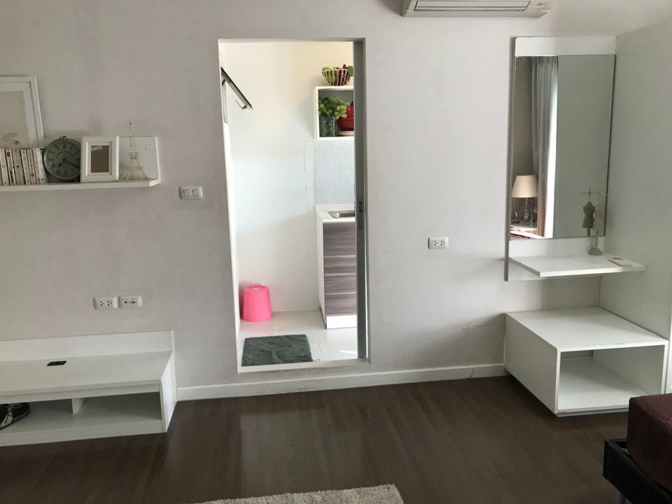 ดี คอนโด สาธุประดิษฐ์ 49 [D Condo Sathupradit 49]
