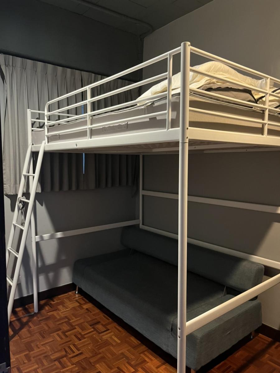 ประสานมิตร คอนโดมิเนียม [Prasanmit Condominium]