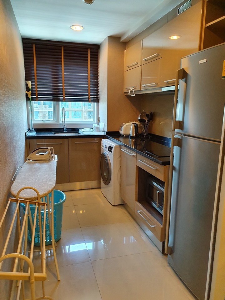 เดอะ เครสท์ สุขุมวิท 49 [The Crest Sukhumvit 49]