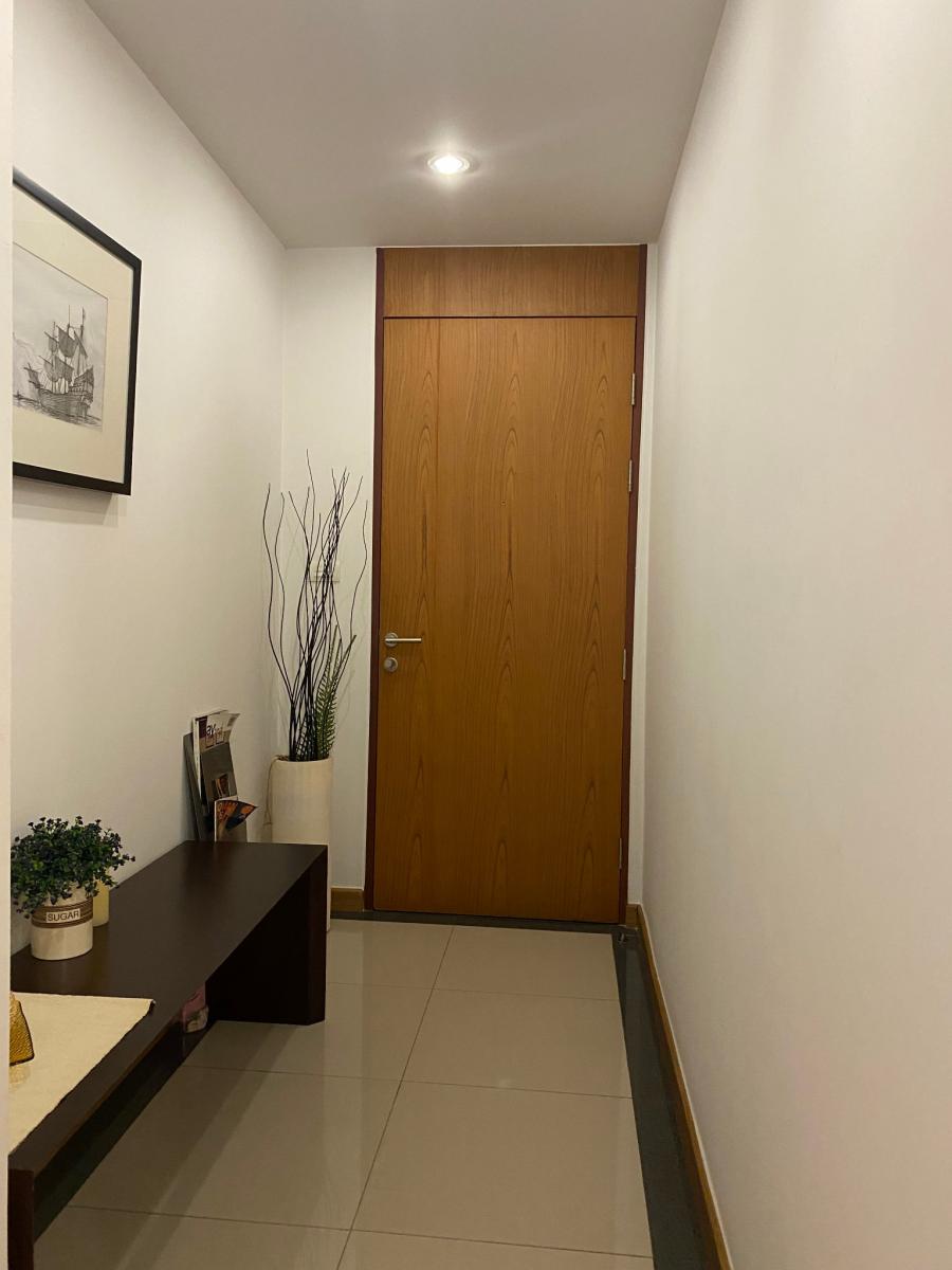 เรสซิเดนซ์ 52 [Residence 52]
