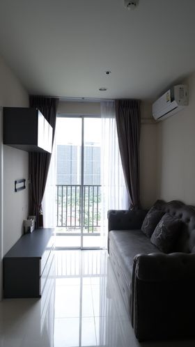 แมเนอร์ สนามบินน้ำ [Manor Sanambinnam]