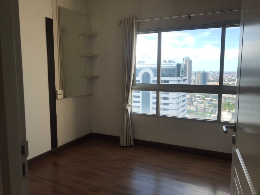 คิวเฮ้าส์ สาทร [Q House Sathorn]