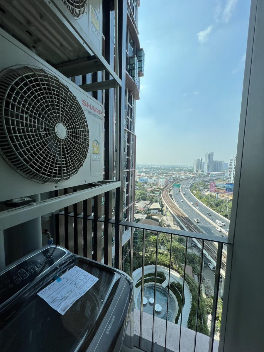 อัลติจูด ยูนิคอร์น สาทร-ท่าพระ [ALTITUDE UNICORN SATHORN-THA PHRA]