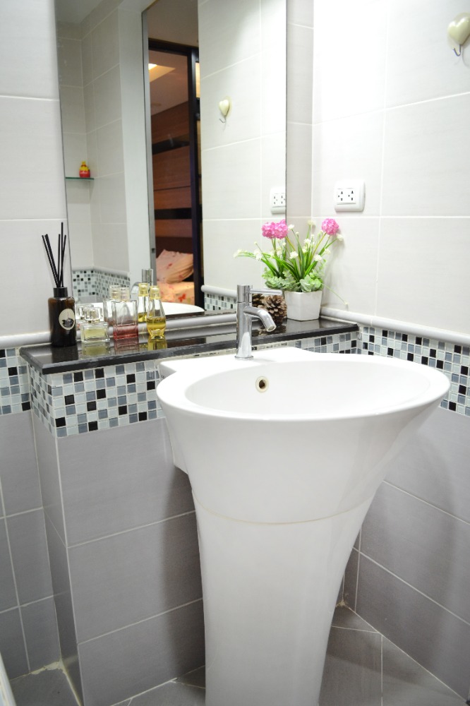 เดอะ วอเตอร์ฟอร์ด สุขุมวิท 50 [The Waterford Sukhumvit 50]