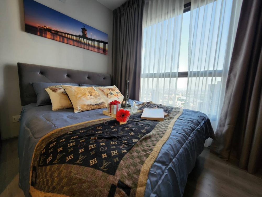 เดอะ โพลิแทน อควา [The Politan Aqua]