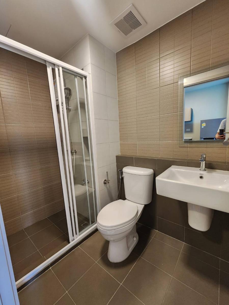 ดีคอนโด ไฮด์อเวย์-รังสิต [D condo hideaway-rangsit]