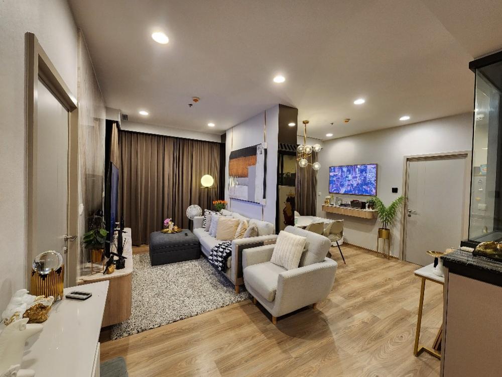 โอกะ เฮ้าส์ สุขุมวิท 36 [Oka Haus Sukhumvit 36]